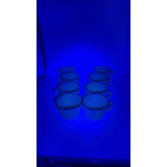 Set of 8 Vintage Macbeth Evans Milk Glass Tea Cups with Gold Trim - Picture 5 of 5